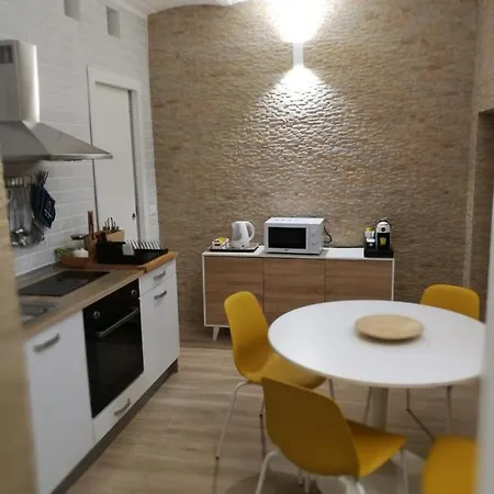 Corbhouse * Palermo